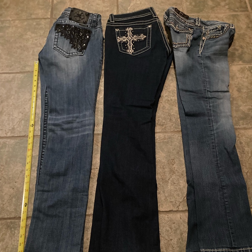 Miss me jeans size 28 long. 1 pair of Ariat brand new without tags
